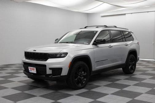 2022 Jeep Grand Cherokee L Laredo