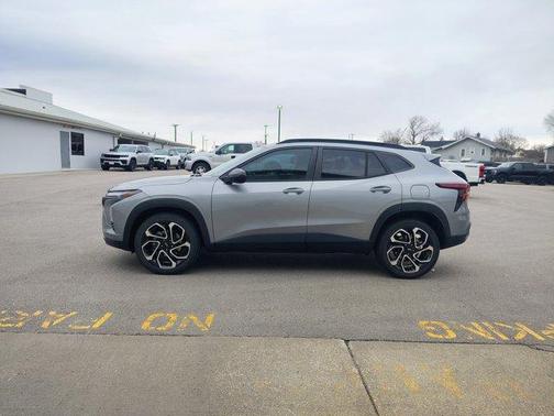 Sterling Gray 2024 Chevrolet Trax 2RS