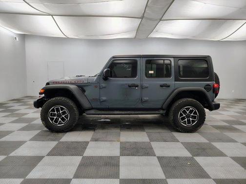 Anvil Clearcoat 2024 Jeep Wrangler Rubicon