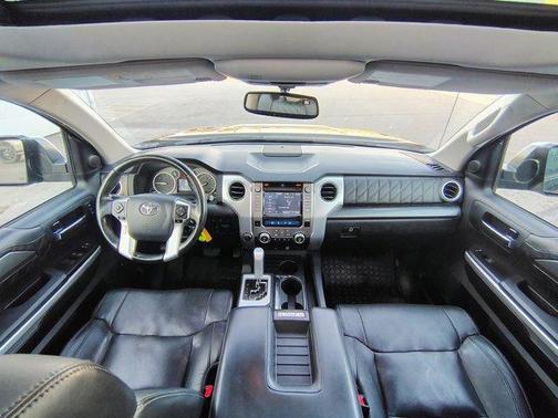 2017 Toyota Tundra Platinum