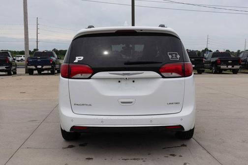 2018 Chrysler Pacifica Limited