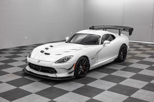 2016 Dodge Viper GTC