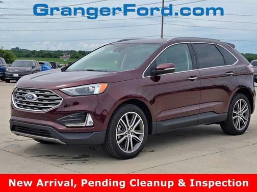 2022 Ford Edge Titanium