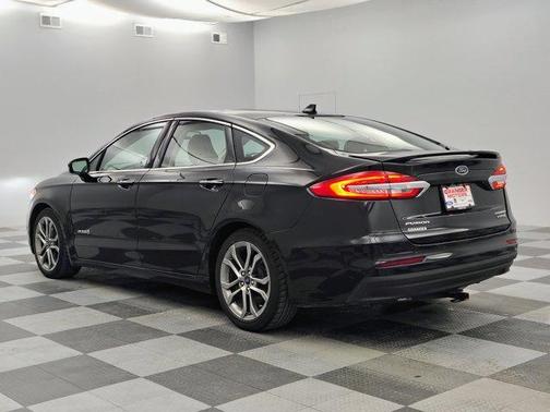 2019 Ford Fusion Hybrid Titanium