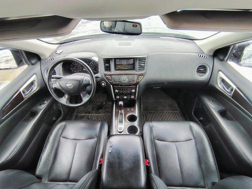 2013 Nissan Pathfinder SL