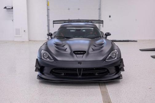 Venom Black Clearcoat 2017 Dodge Viper GTC