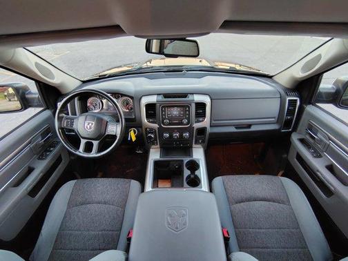 2014 RAM 1500 SLT