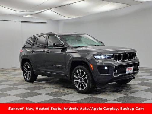 2022 Jeep Grand Cherokee Overland