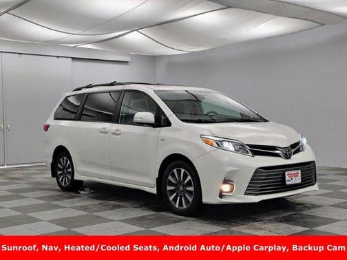2019 Toyota Sienna Limited