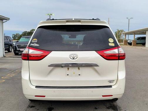 2019 Toyota Sienna Limited