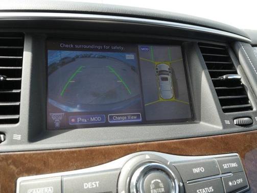 2017 INFINITI QX80 Base