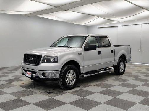 2006 Ford F-150 XLT SuperCrew
