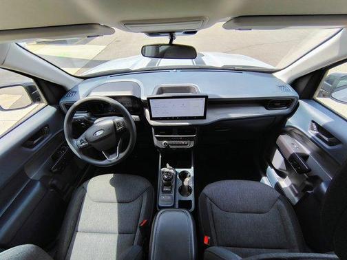 Space White Metallic 2025 Ford Maverick XLT