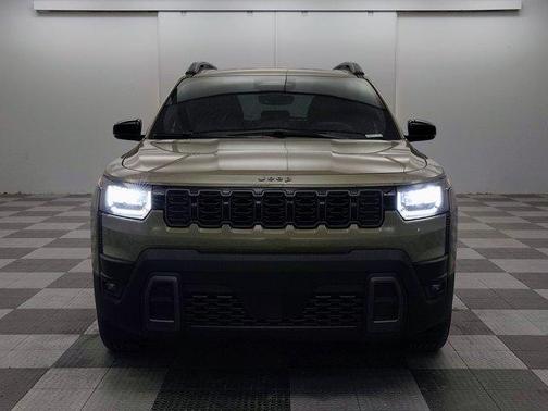 41 2026 Jeep Cherokee LAREDO/LIMITED
