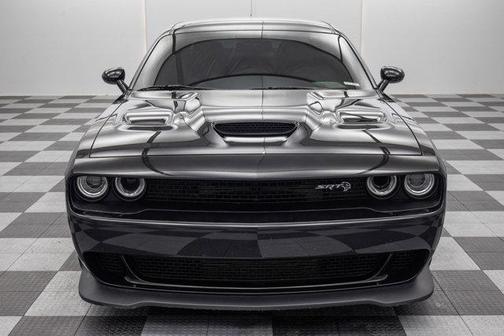 2015 Dodge Challenger SRT Hellcat