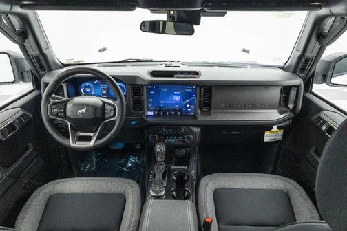 Oxford White 2026 Ford Bronco Big Bend
