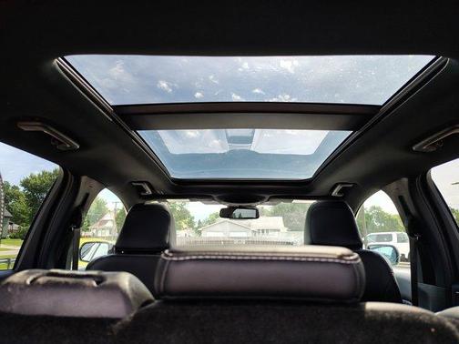 2022 Ford Edge ST