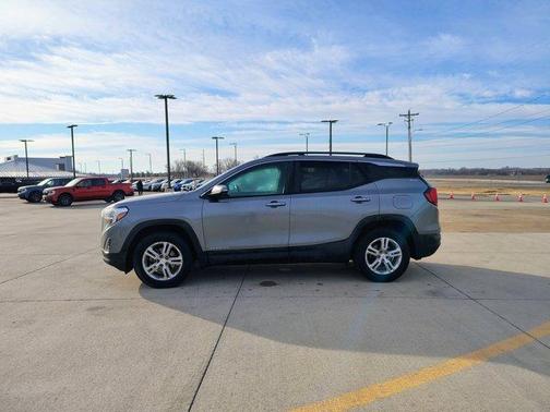 2021 GMC Terrain SLE