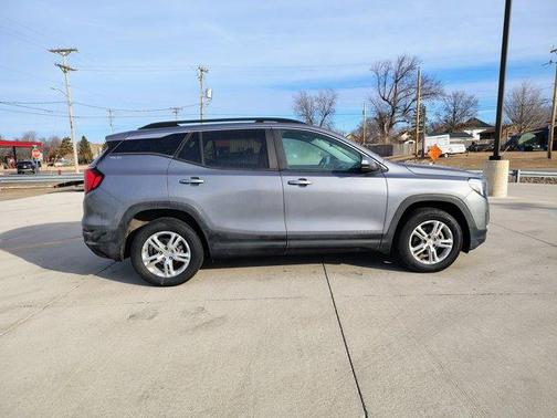 2021 GMC Terrain SLE