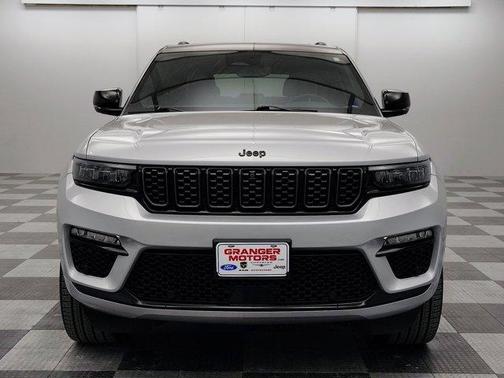 2024 Jeep Grand Cherokee Summit