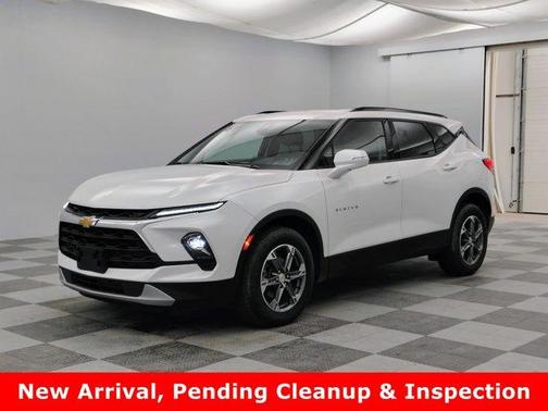 Pearl 2023 Chevrolet Blazer 3LT