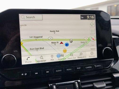 2022 Nissan Pathfinder SL