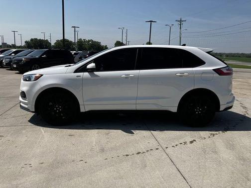 2022 Ford Edge ST-Line