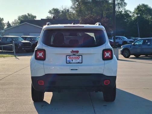 2022 Jeep Renegade Latitude