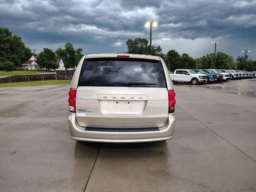 2016 Dodge Grand Caravan AVP/SE