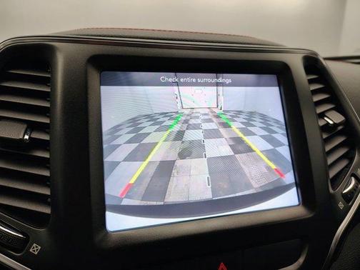 2020 Jeep Cherokee Trailhawk