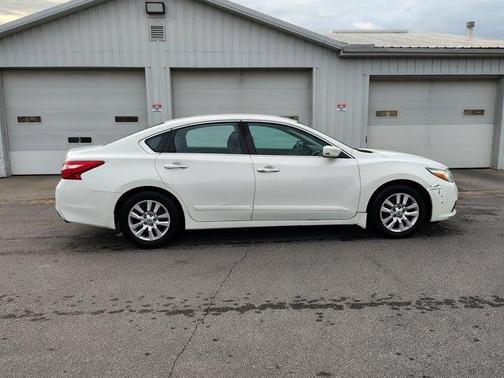 2016 Nissan Altima 2.5 S