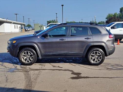 2022 Jeep Cherokee Trailhawk