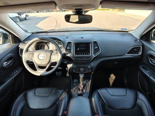 2022 Jeep Cherokee Trailhawk