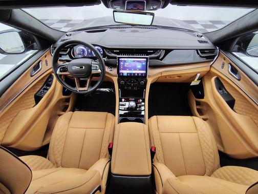 2025 Jeep Grand Cherokee L Summit