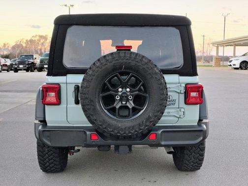 2024 Jeep Wrangler Sport