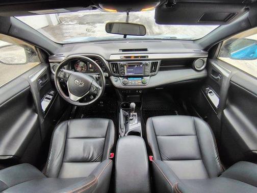 2016 Toyota RAV4 SE
