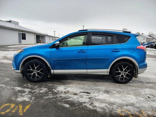 2016 Toyota RAV4 SE
