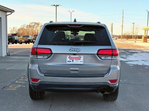 2020 Jeep Grand Cherokee Laredo E