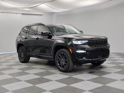 2025 Jeep Grand Cherokee Summit