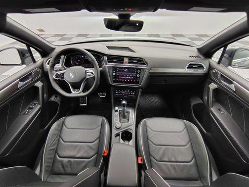 2022 Volkswagen Tiguan 2.0T SEL R-Line