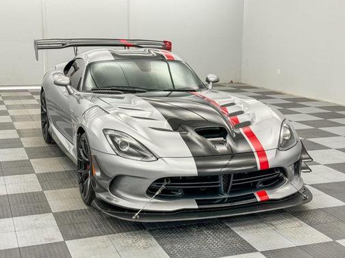 2016 Dodge Viper ACR