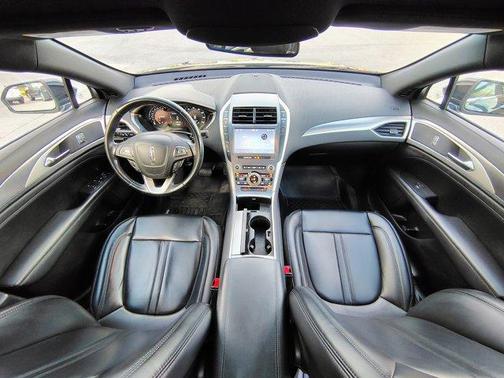 2020 Lincoln MKZ Standard