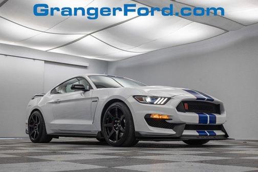 2017 Ford Shelby GT350 Base