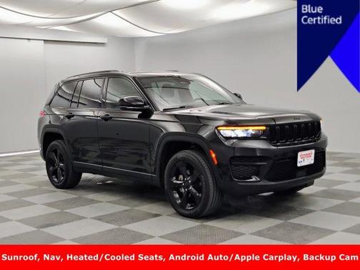 Diamond Black 2023 Jeep Grand Cherokee Altitude