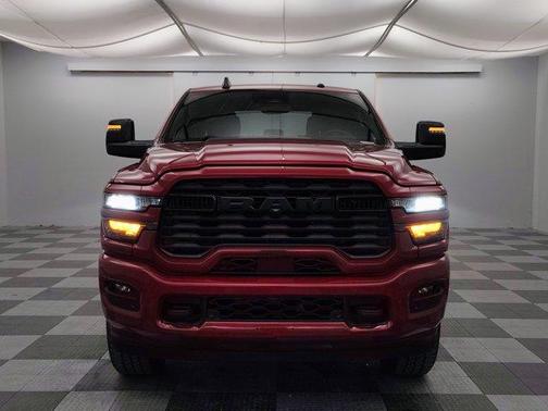 Molten Red Pearlcoat 2026 RAM 2500 Big Horn