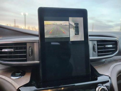 2023 Ford Explorer Platinum