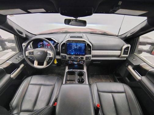 Rapid Red Metallic Tinted Clearcoat 2022 Ford F-250 Lariat