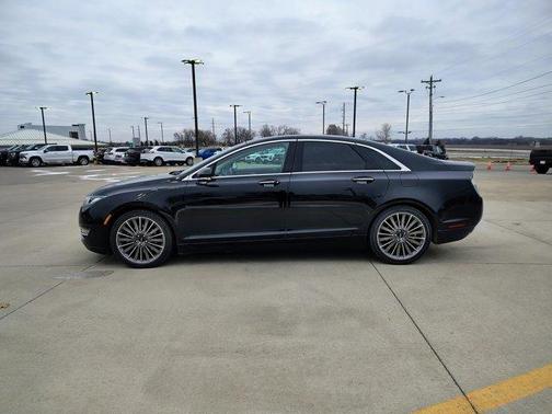 2016 Lincoln MKZ Base