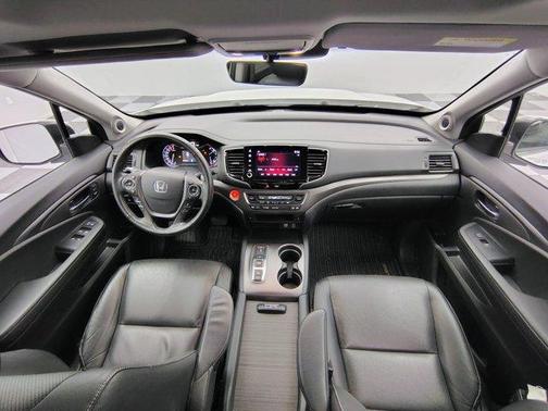 Sonic Gray Pearl 2023 Honda Ridgeline RTL