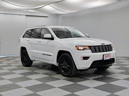 2021 Jeep Grand Cherokee Laredo X